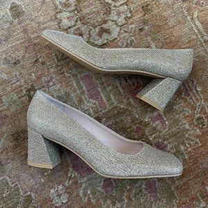 Stuart Weitzman gold block pump size 7